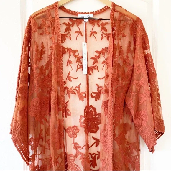 NWT SHE & SKY sheer lace brick duster - Picture 10 of 10